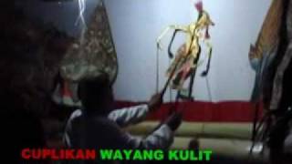 preview picture of video 'Perang Wayang Kulit'