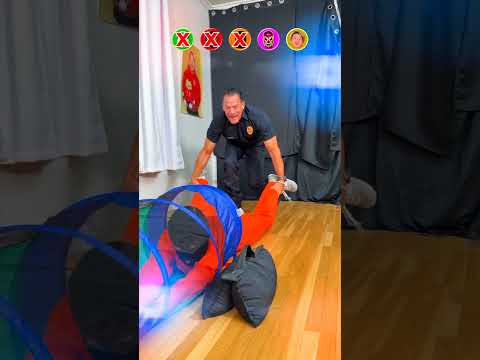 Can You Escape a Real Police Officer? 👮