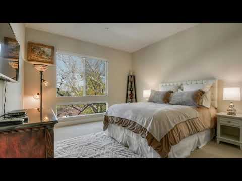 Spacious Modern Luxury Penthouse Condo | Los Angeles, CA | CHBO