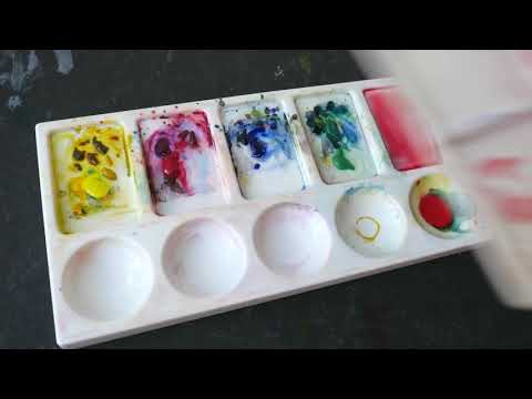 Porcelain vs Plastic vs Metal Watercolour Palettes