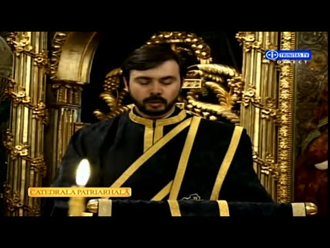 DENIA CELOR 12 EVANGHELII LA CATEDRALA PATRIARHALA. 2015