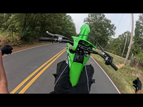 2025 KX 85 STREET RIDE FOR THE FIRST TIME THROUGH MY HOOD!
