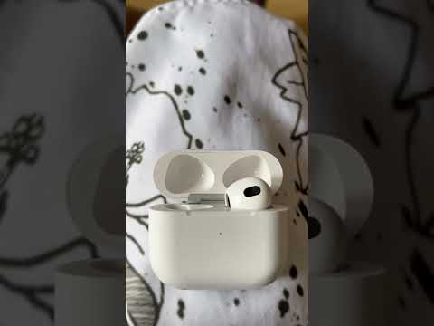 Réplica EarPods lado esquerdo parou