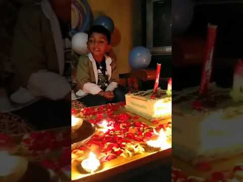 Happy birthday yashas🍰🍰🍰🌹🌹