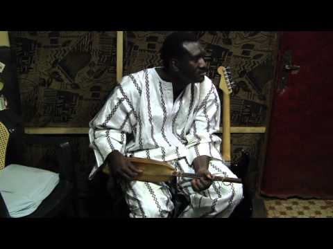 Mali Blues - Le Monde pour la Paix - For Peace in Mali - Vieux Farka, Bassekou, Khaira Arby