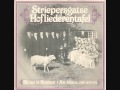 Striepersgastse HofliederenTafel  Nie Knieze, Nie Zeuren. Remasterd By B.v.d.M 2013