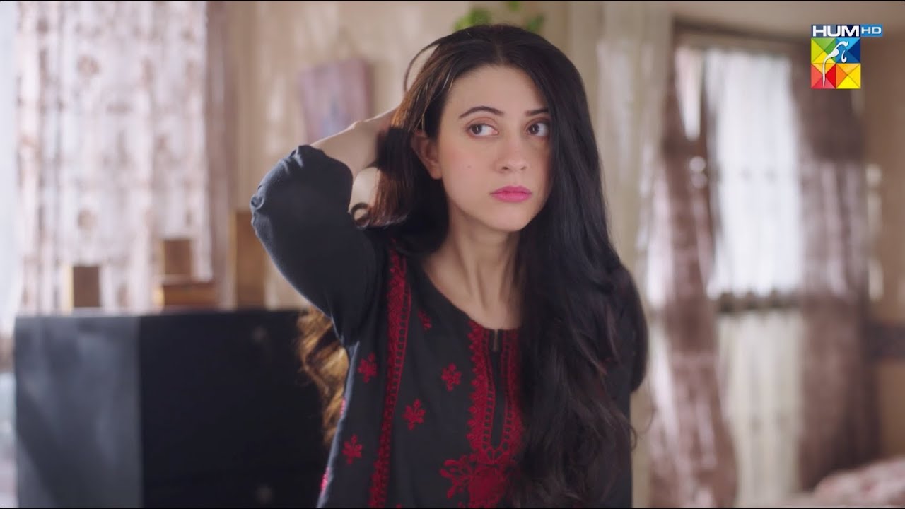 Aik Ke Baad Aik Buri Khabar - HUM TV