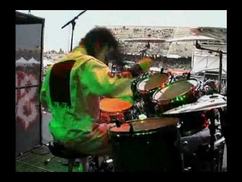 Joey Jordison Drumming (Backstage camera)