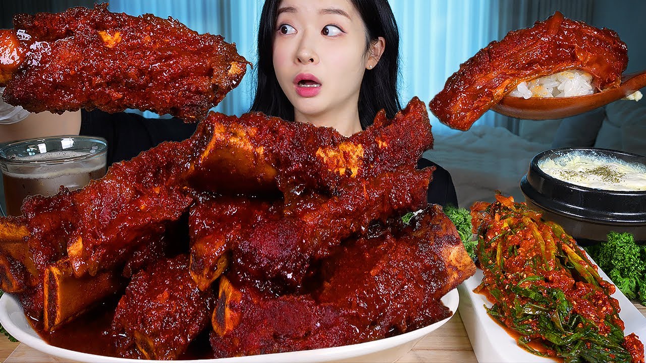 ASMR MUKBANG | 뼈가 쏙! 빠지는 🔥 매운 대왕소갈비찜 🔥 먹방! Fall-Off-the-Bone SPICY GIANT Beef Ribs 🍖 Kimchi