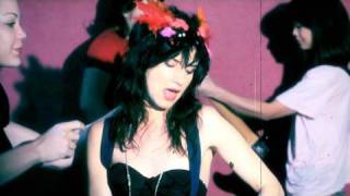 Juliette Lewis "Uh Huh" OFFICIAL New Music Video!
