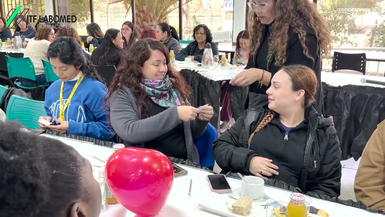 Feliz Día Mamá thumbnail