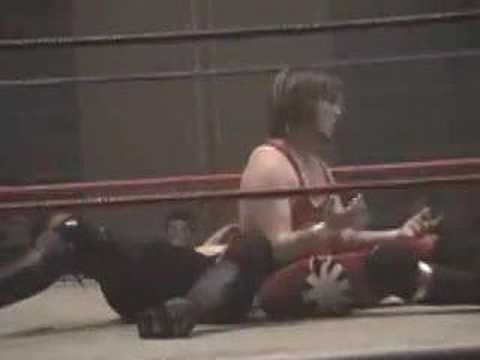 Mikey Chase VS Jay Roode