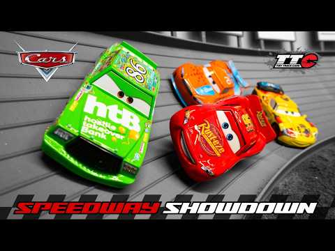 DISNEY PIXAR CARS SPEEDWAY SHOWDOWN