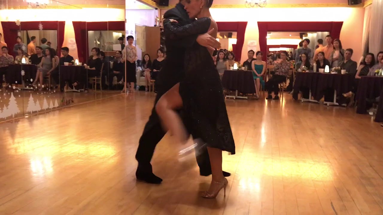 Laila & Leandro Oliver in Hong Kong 2017 Welcome milonga 3/3