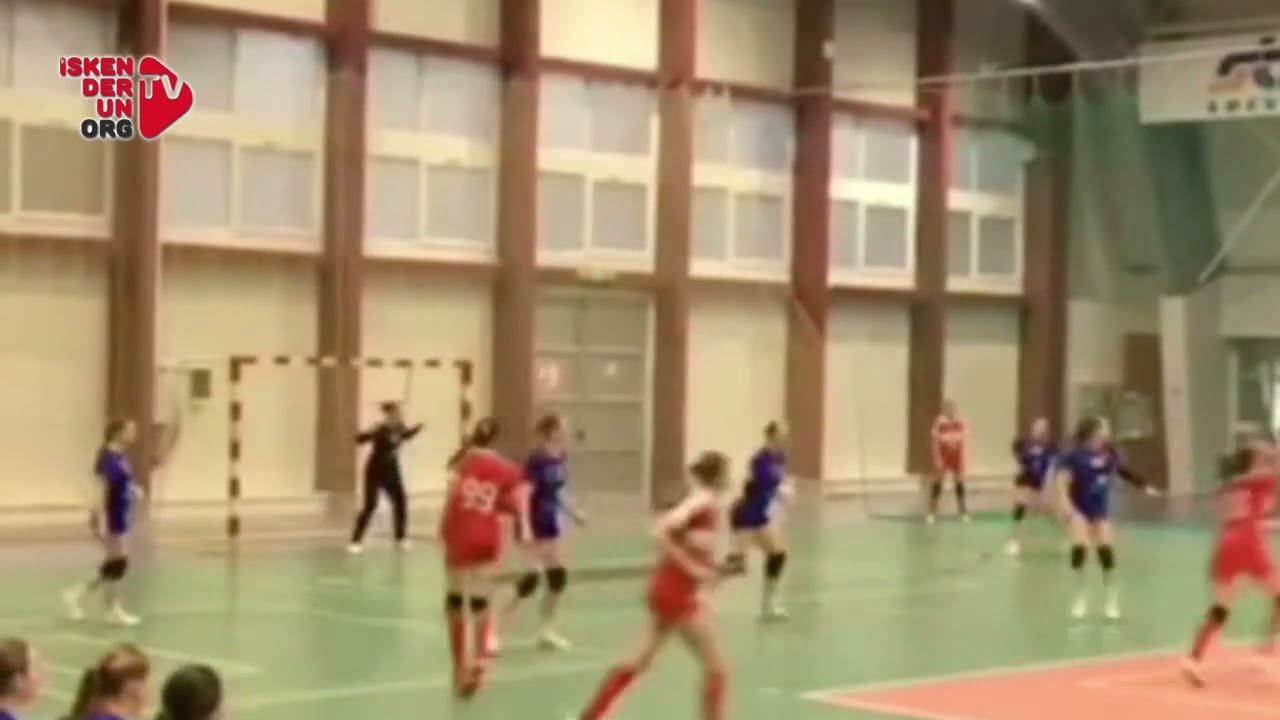 Şengül Ada Kurt ilk milli maçına çıktı