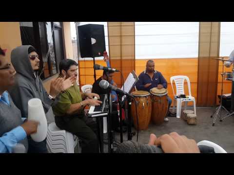 Ray bayona & Gilberto Colon Jr el pulpo - Alejate de Mi- Con Mr. Afinque All Stars (Ensayo)