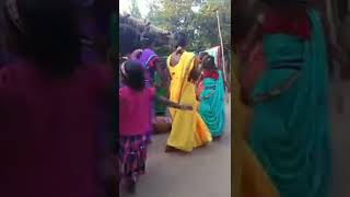 Download lagu suwa geet cg mp3 Download lagu suwa geet cg mp3