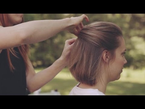 Wedding Hairstyles for Short Hair: How to Make an Updo