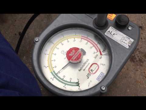 Radwechsel #17 - bei der Tankstelle - Luftdruck messen und korrigieren (Anzeige!)