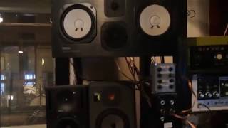 GYLLENE TIDER IN THE STUDIO: Per lead vocals