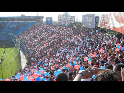 "Recibimiento de Cerro Porteño contra pancheros amargos. (CERRO EN HD 2014)" Barra: La Plaza y Comando • Club: Cerro Porteño • País: Paraguay