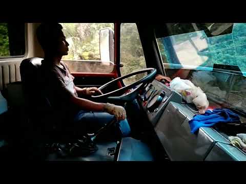 Mercedes benz 3638 shifting gear uphill with load.