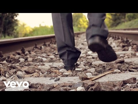 Danny Darko - Don't Look Back (Official Video) ft. Q'Aila