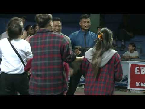 Sawmtea _  A pe : Pui rem rem khawp mai