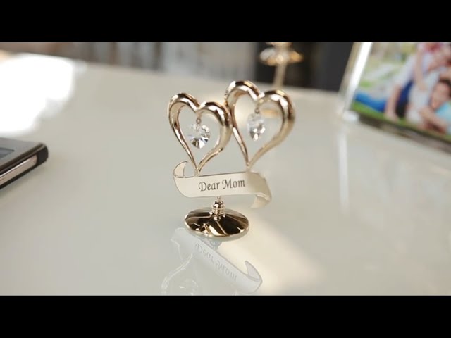 Vídeo relacionado con Regalos de San Valentín para Mujer, Ramo de Flores Preservadas Regalos Aniversario Cumpleaños para Madres Hermana Madre Novia, Collar De Caja De Regalo De Joyería Rosa, Regalo de San Valentín