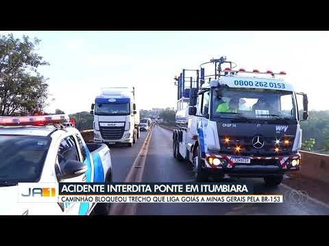 Motorista desmaia e perde controle de carreta em Itumbiara (Jornal Anhanguera) (JA1)