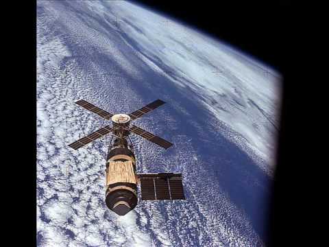 Charlie's Roots  -  "Skylab"