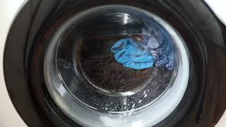 Complete washing program at 40 degrees with Samsung Ecobubble washing machine