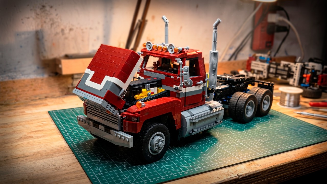 Building the Legendary FORD LTL9000 Truck... But It's Made of 3,000+ LEGO MOC PIECES!