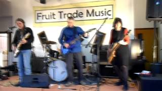 Pete & the Wheelie-Bins - Untied Laces