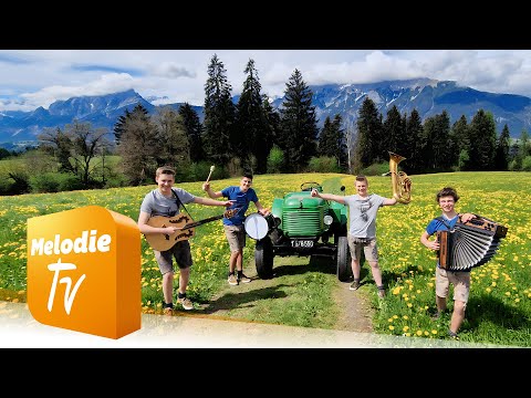 Brennholz - Die Band - Traktor (Offizielles Musikvideo)