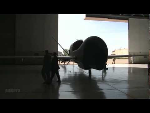 Global Hawk Maintenance At Beale