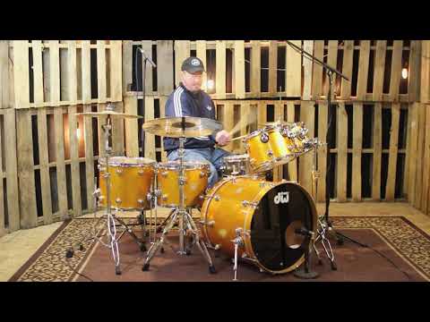 Used DW Collector's Maple Gold Sparkle Drum Set   22, 10, 12, 14, 16