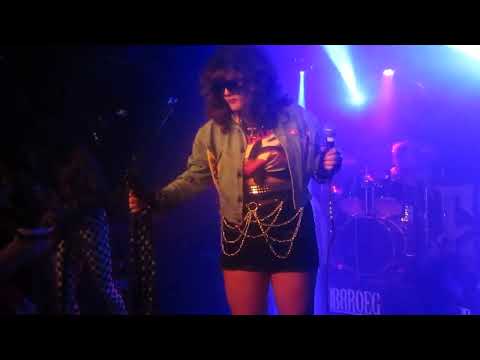 Foxy Venus - Take My Heart