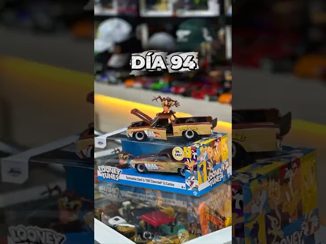 Vídeo relacionado con Jada Looney Tunes 1:24 1967 Chevy El Camino - Coche fundido a presión y figura de diablo de Tasmania de 2.75 pulgadas, juguetes para niños y adultos