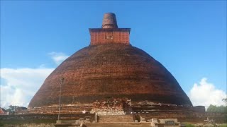 preview picture of video 'Sri Lanka 20 Estupas (stupas)'