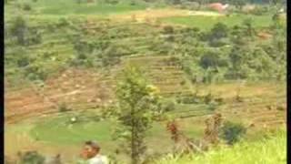 Download lagu Huma Diatas Bukit - God Bless mp3