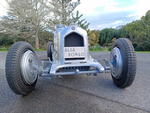 Design Cast Alfa Romeo 8C Monza Bonnet & Cockpit Details