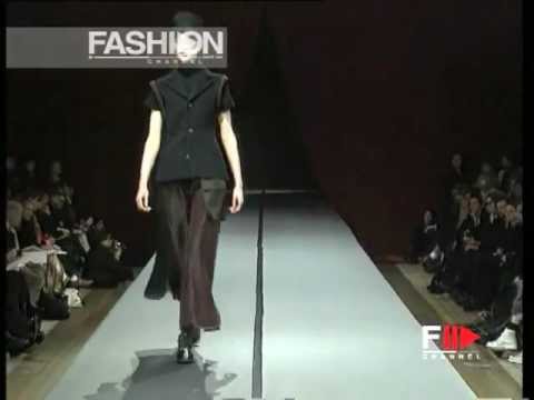 "Yohji Yamamoto" Autumn Winter 1995 1996 Paris 5 of 7 pret a porter woman by FashionChannel
