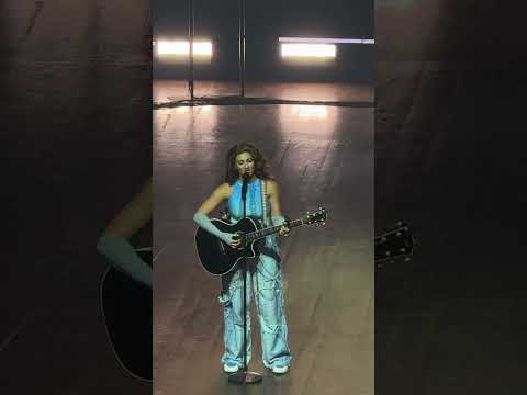 paper hearts (live) - tori kelly - purple skies asia tour - manila