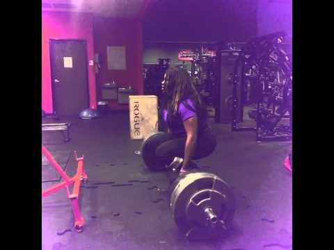 Brittany Pryor 455x4 Deficit Deadlift