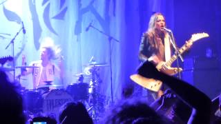 Halestorm - You Call me a Bitch like it&#39;s a Bad Thing (Live @ Manchester Academy 2014)