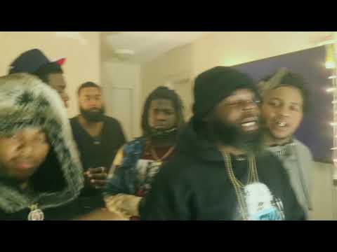 Whats craccing Freestyle featuring VA money