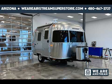 Used 2025  AIRSTREAM  image 1