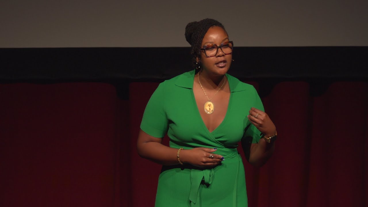 Chanita Jones on stage
