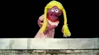 Classic Sesame Street - Lucy in the Sky with Diamonds